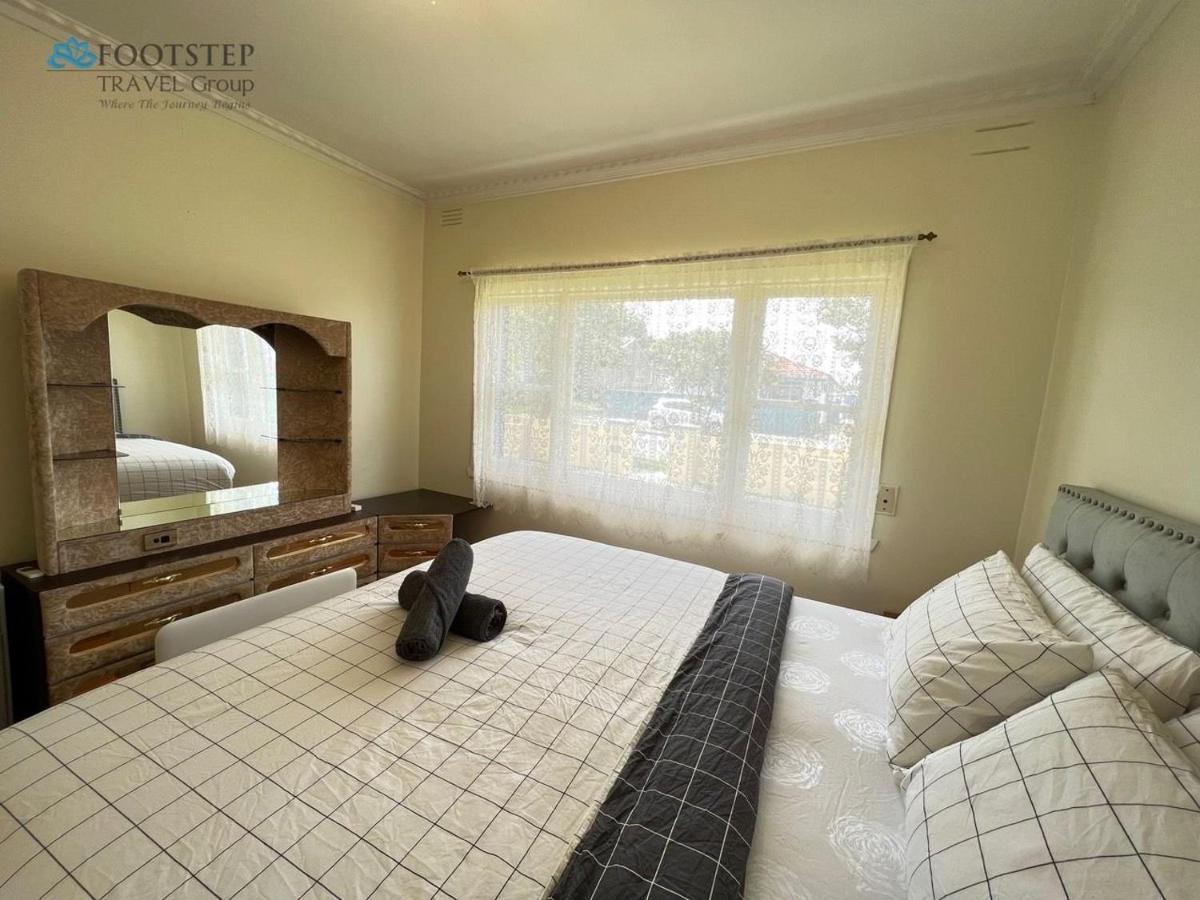 Cosy 4Br Home 15 Minutes Away From Melbourne Airport St Albans Eksteriør billede