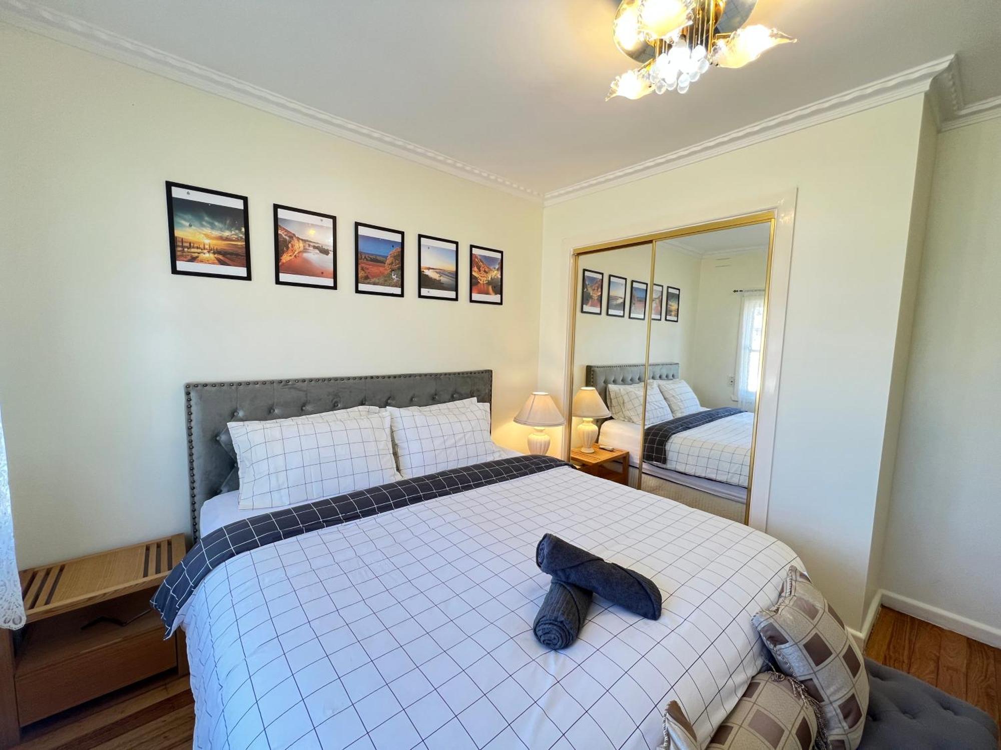 Cosy 4Br Home 15 Minutes Away From Melbourne Airport St Albans Eksteriør billede