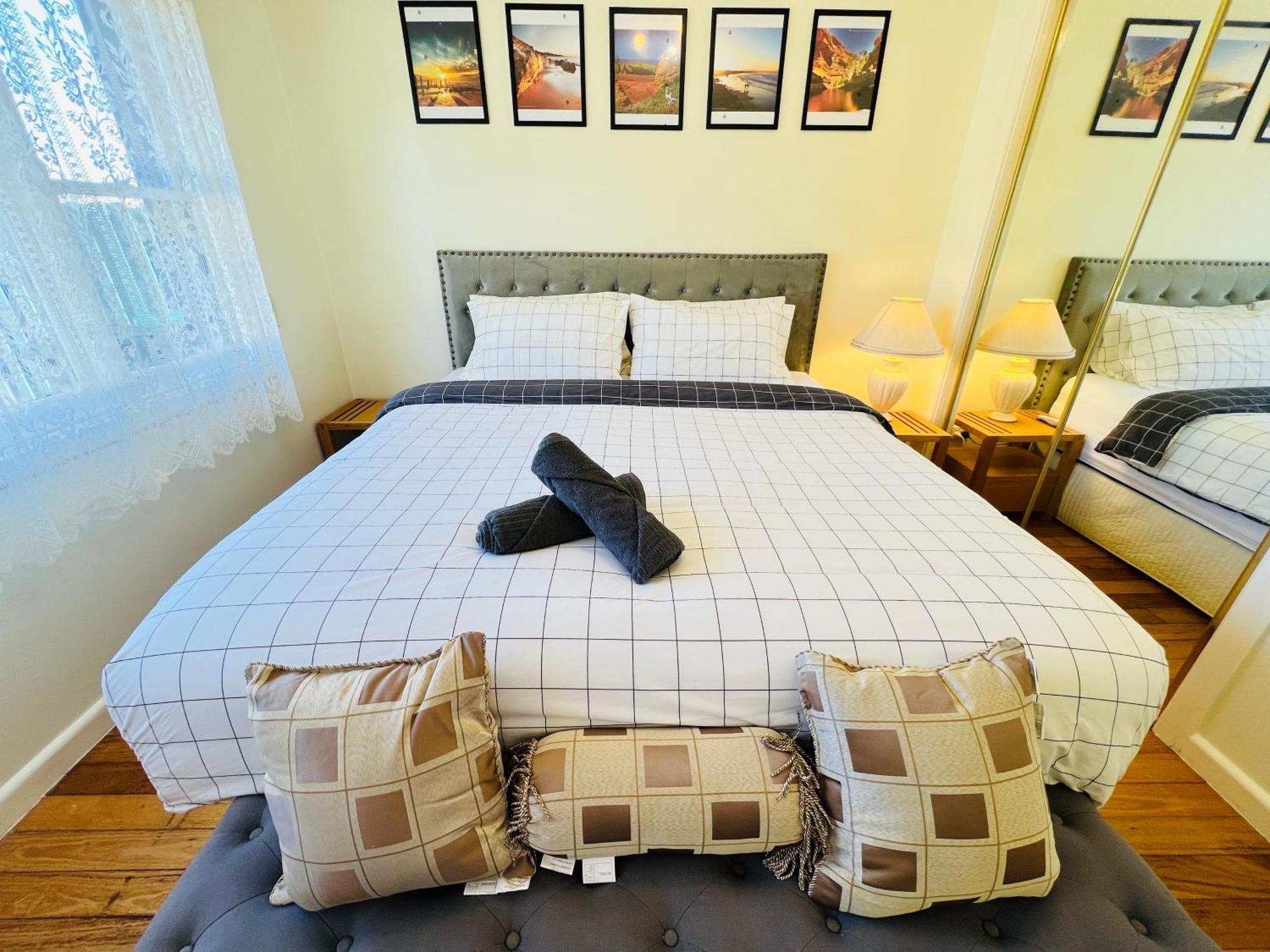 Cosy 4Br Home 15 Minutes Away From Melbourne Airport St Albans Eksteriør billede