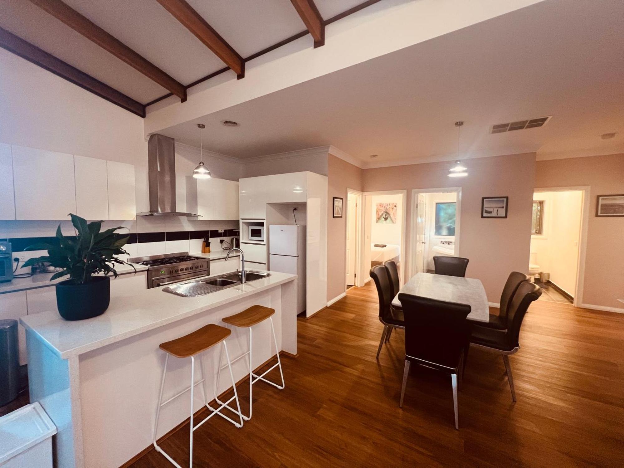 Cosy 4Br Home 15 Minutes Away From Melbourne Airport St Albans Eksteriør billede